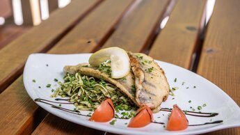 Fischfilet auf Linguine | © Blitzlicht Brunner